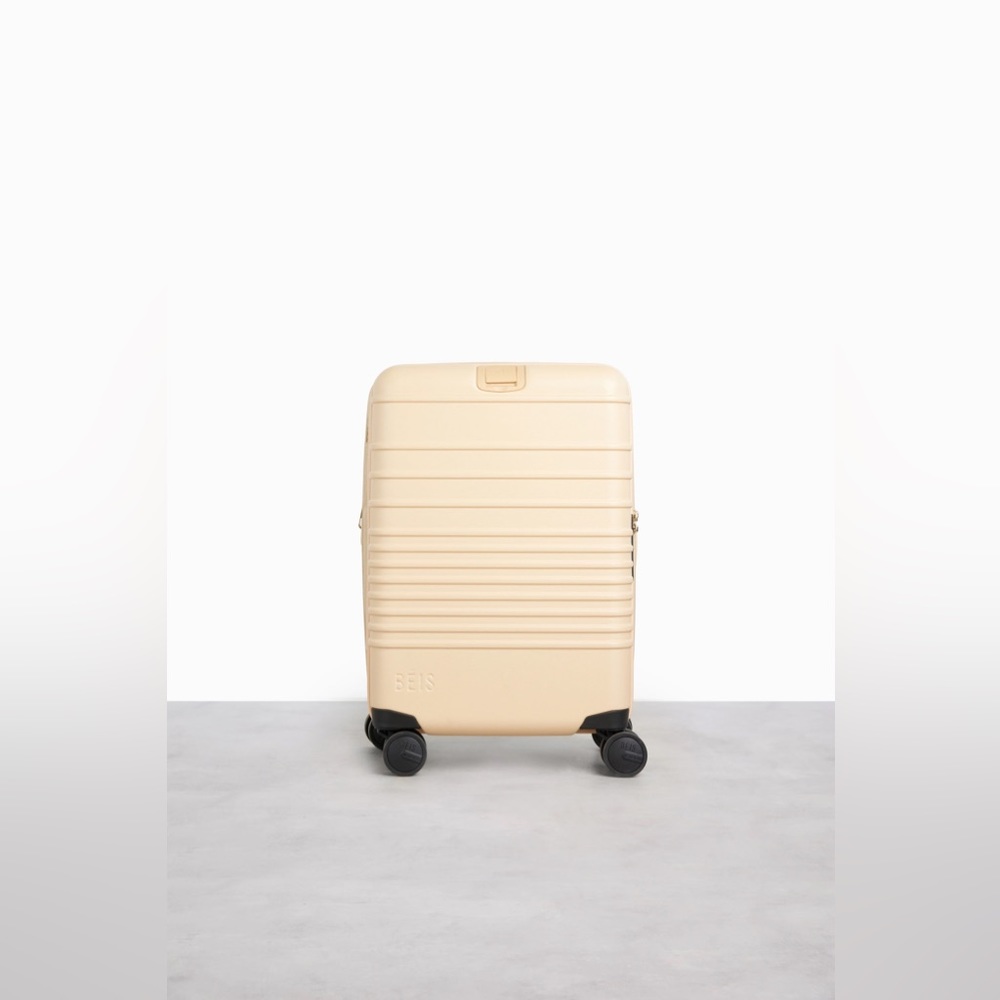 Beis 21 Carry On Roller Suitcase